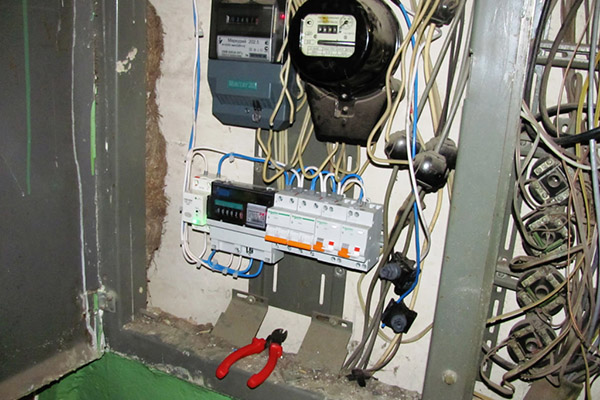 zamena-schetchika-elektroenergii.jpg